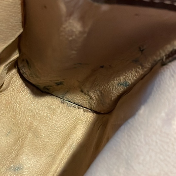 AUTHENTIC VINTAGE GUCCI PVC/LEATHER CLUTCH - Picture 8 of 16